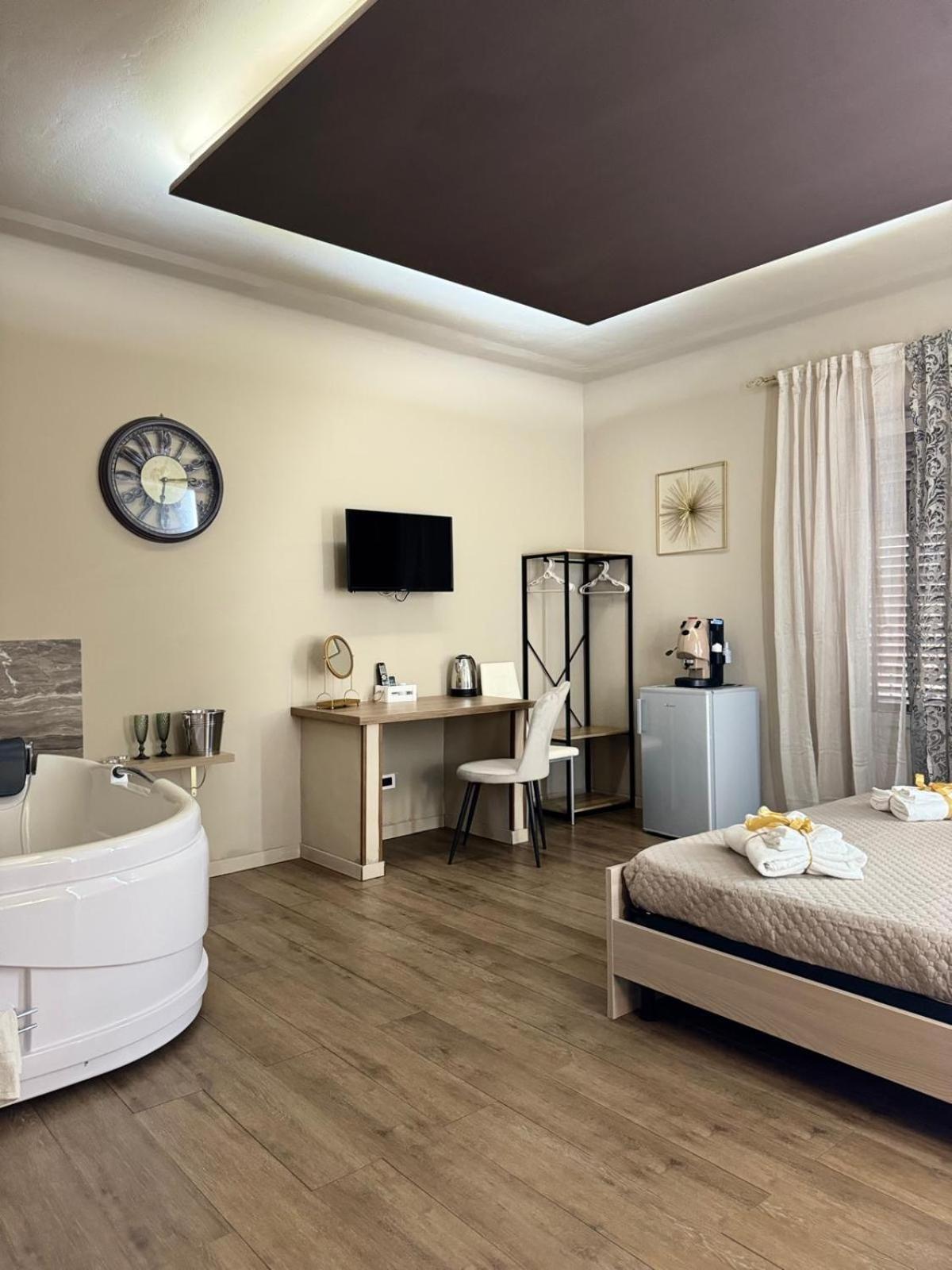 Bibi Rooms And Suite Палермо Екстериор снимка