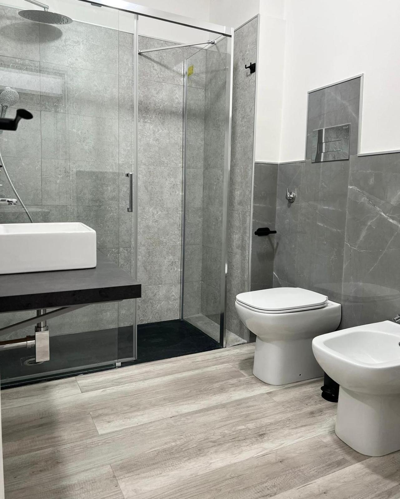 Bibi Rooms And Suite Палермо Екстериор снимка