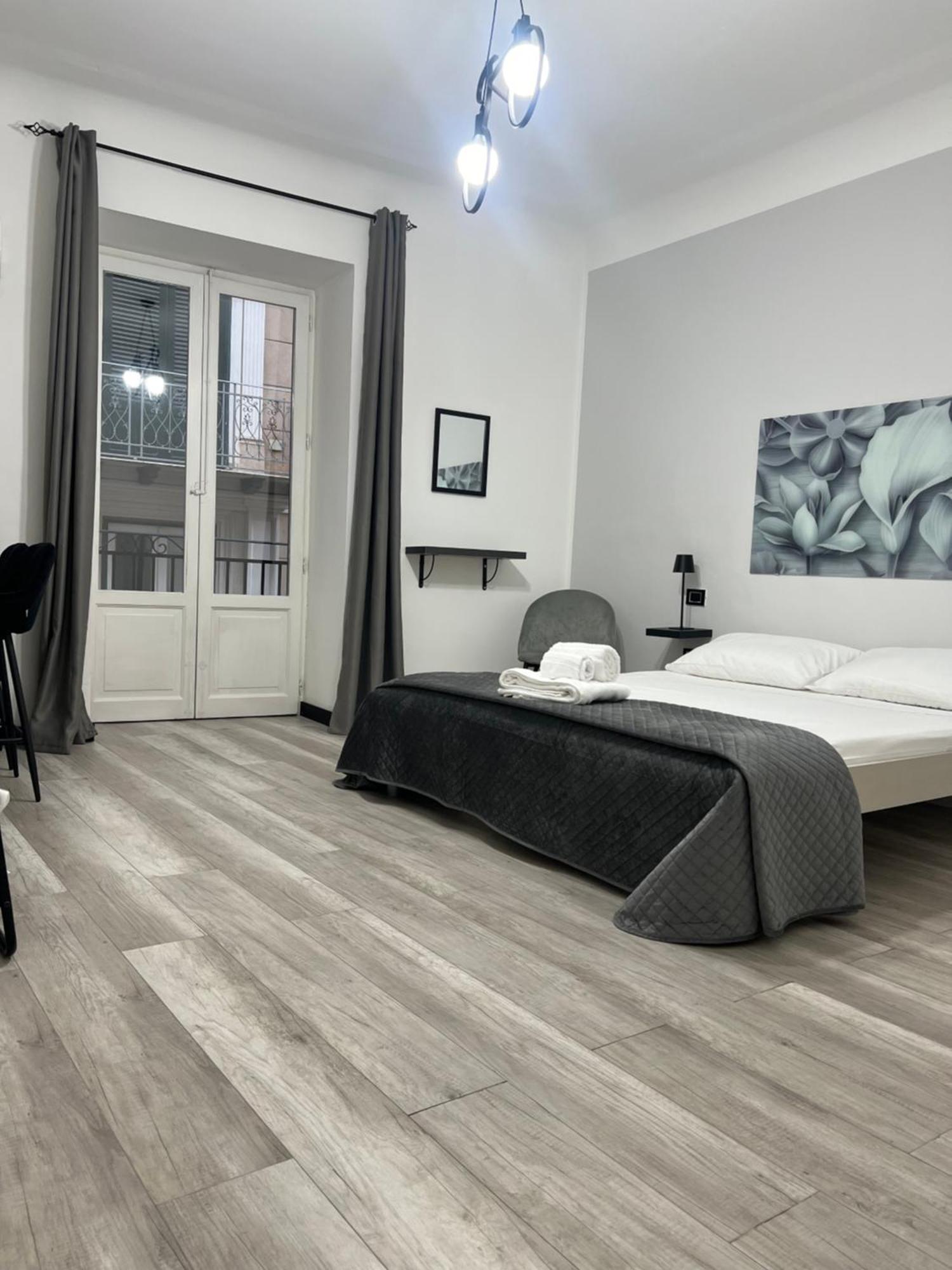 Bibi Rooms And Suite Палермо Екстериор снимка